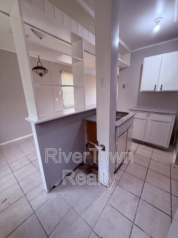 3300 Baskin St - Photo 5 of 8