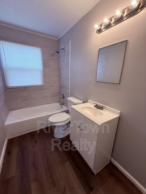 3300 Baskin St - Photo 6 of 8