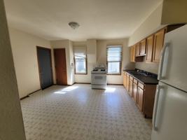 featured image of 347 4th Ave S #1