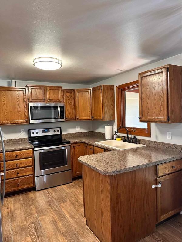 712 25th Ave Ne - Photo 4 of 24