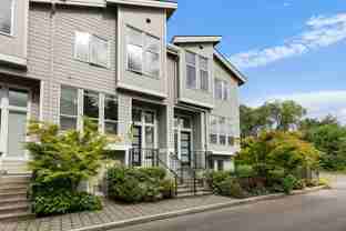 2220 Se Lambert St - Photo 1 of 1