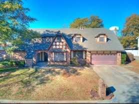 7624 S Erie Ave - Photo 1 of 1