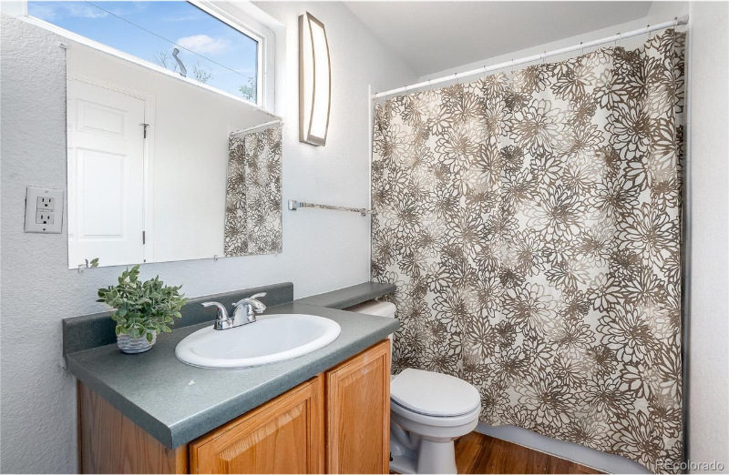 6320 W Byers Pl - Photo 4 of 16