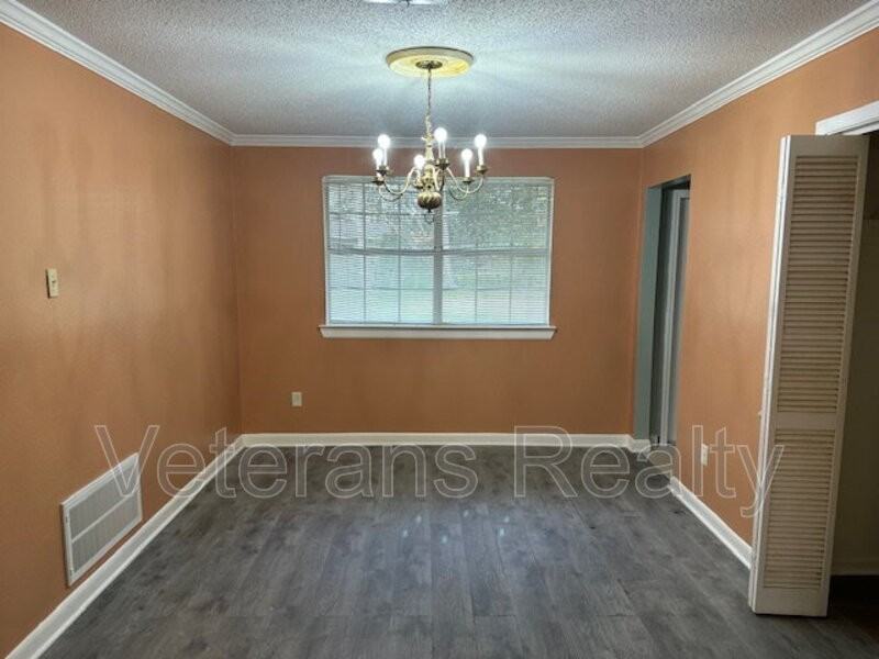 19136 Pineville Rd - Photo 6 of 21