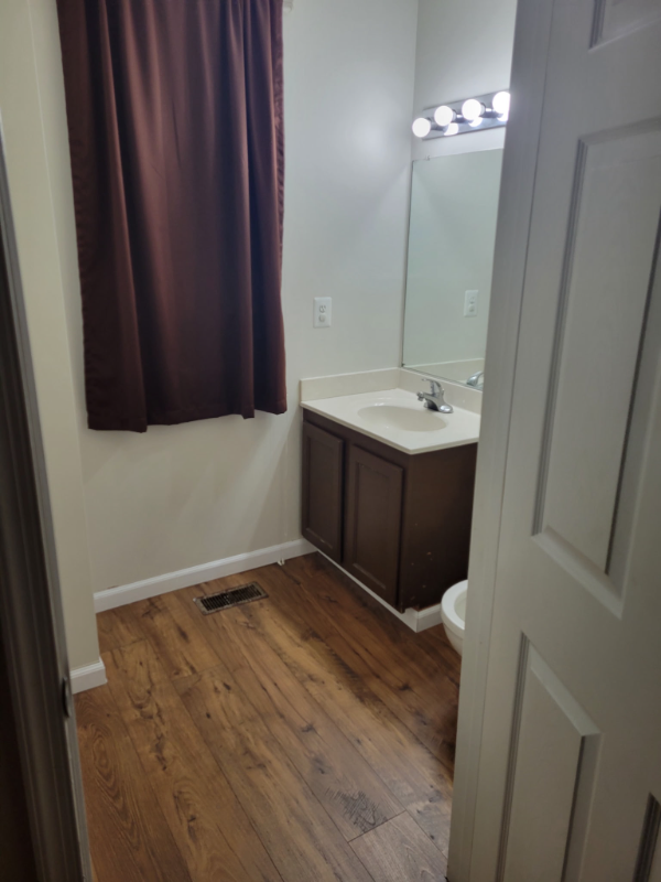 522 N Fremont Ave - Photo 2 of 6