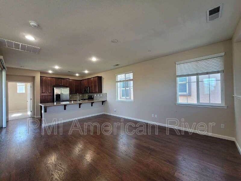 2356 Wharton Ln - Photo 4 of 21