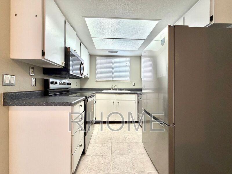 4633 S Quail Vista Ln #E - Photo 3 of 16