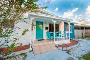 1245 Catalpa Ln #1 - Photo 1 of 1