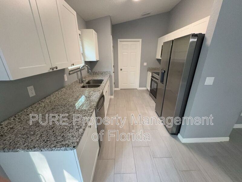 20024 Sw Beach Blvd - Photo 6 of 50