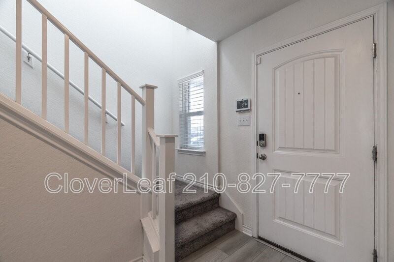 4821 Park Gln - Photo 6 of 38