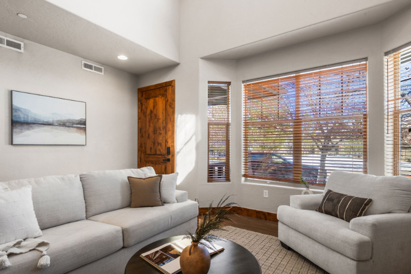 6095 Fox Pointe Cir #A1 - Photo 3 of 23