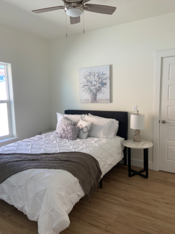 835 Shadowleaf Ave - Photo 4 of 8