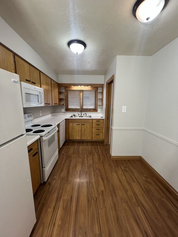 6210 Franklin Ave - Photo 5 of 19