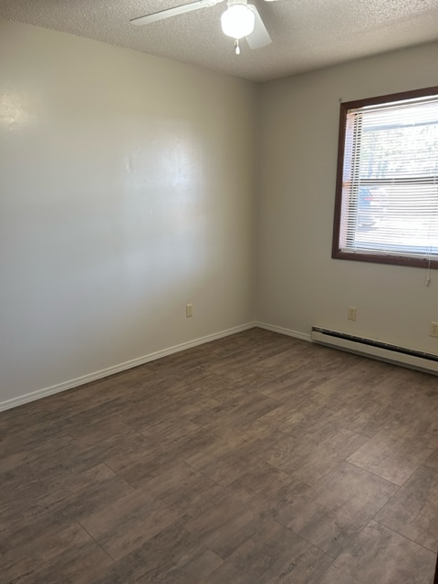 2052 Country Ct #A - Photo 4 of 6