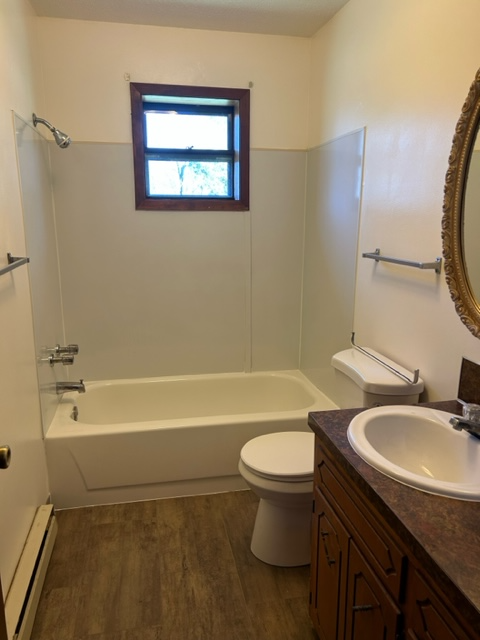 2052 Country Ct #A - Photo 6 of 6