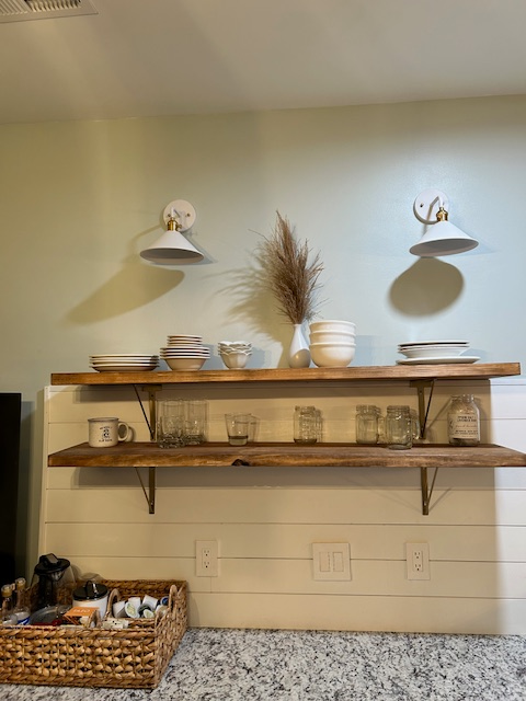 8420 Waltham Rd - Photo 2 of 15