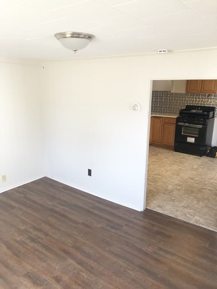 99 Anderson St #1 - Photo 4 of 9