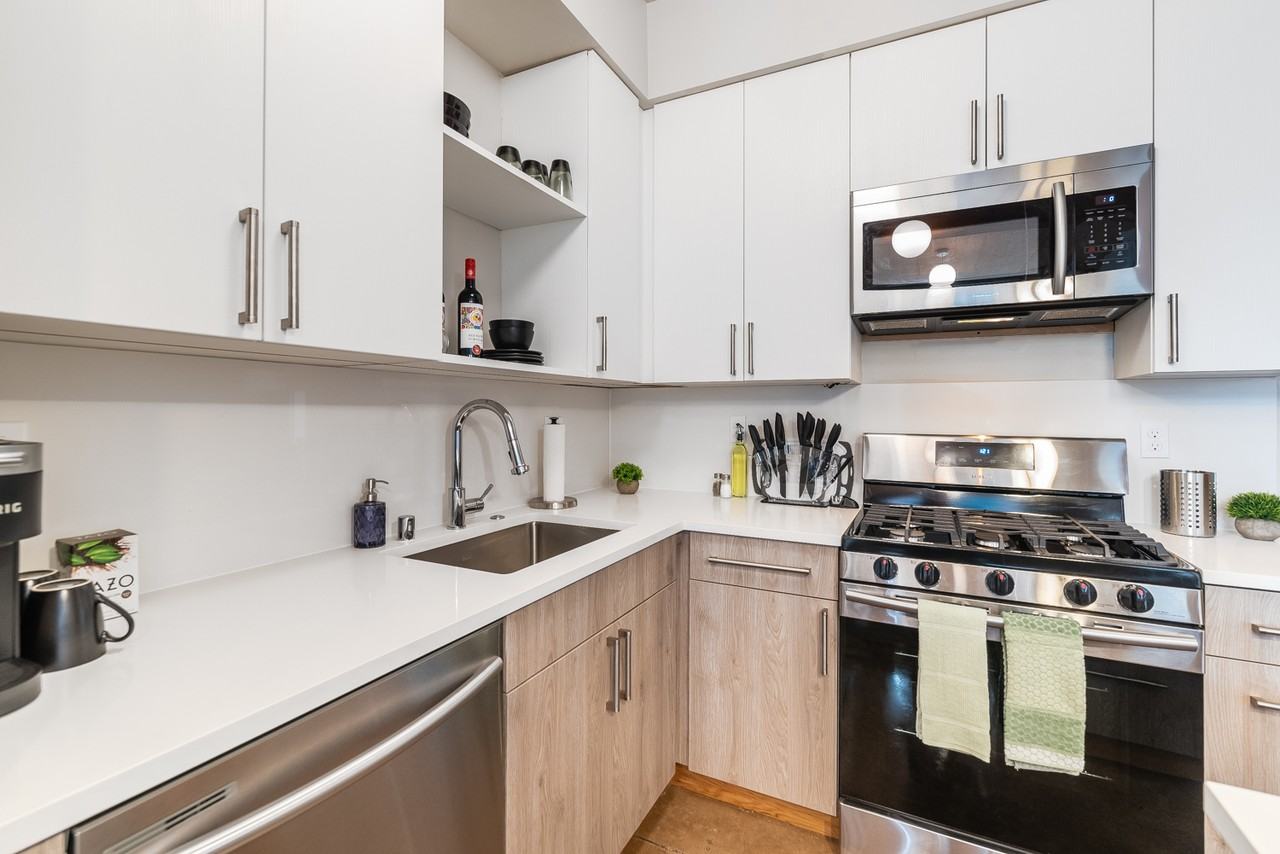 2120 Commerce St #210 - Photo 3 of 26