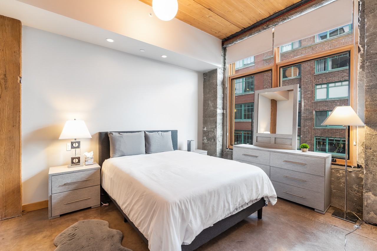 2120 Commerce St #210 - Photo 7 of 26