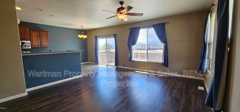 7558 Soane Grv - Photo 7 of 42