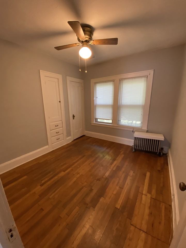 2588 Mayfield Rd #9 - Photo 3 of 6