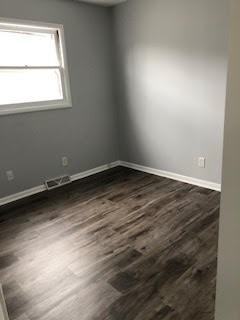 1402 S Curry Pike - Photo 5 of 11