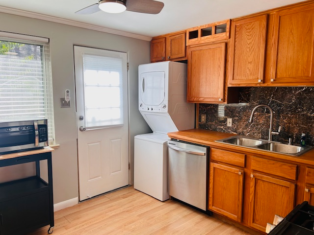 1665 Pierce St #2 - Photo 7 of 24