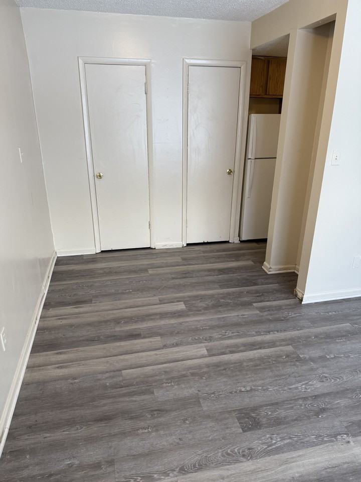 600 S Glenwood Ave #F - Photo 4 of 4