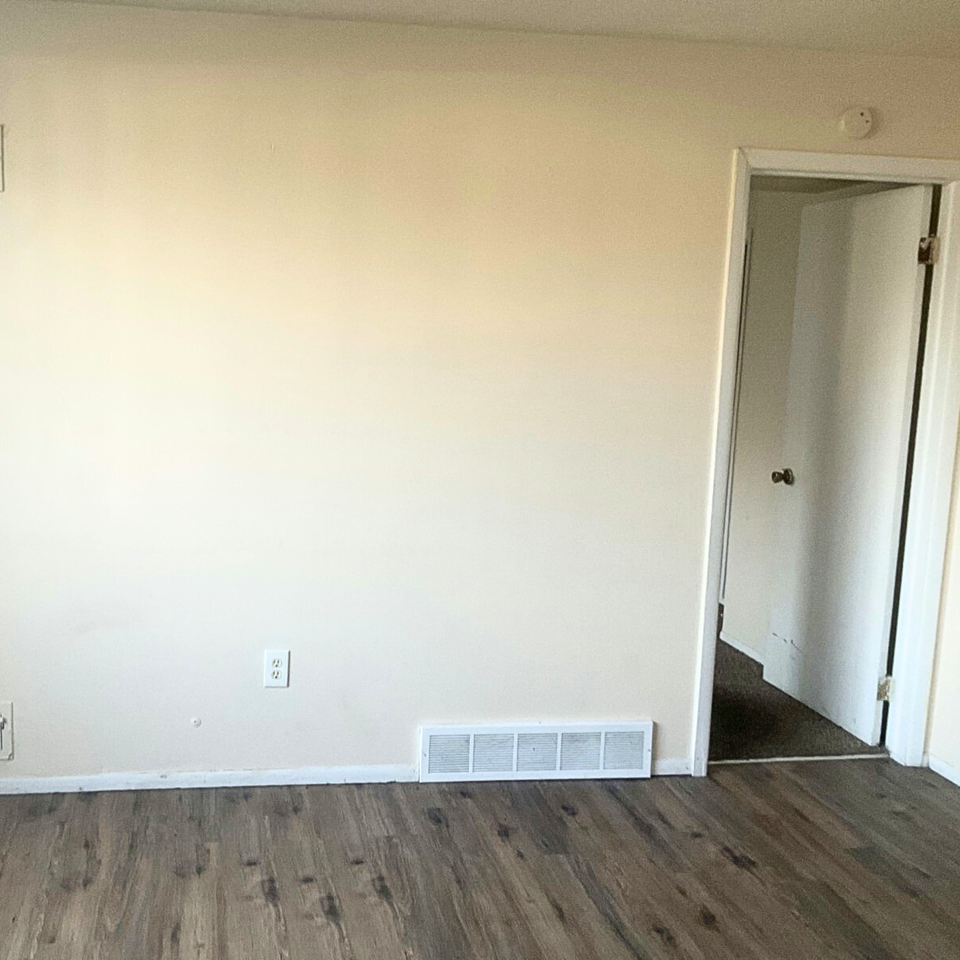 24651 W Mcnichols Rd #101 - Photo 5 of 6