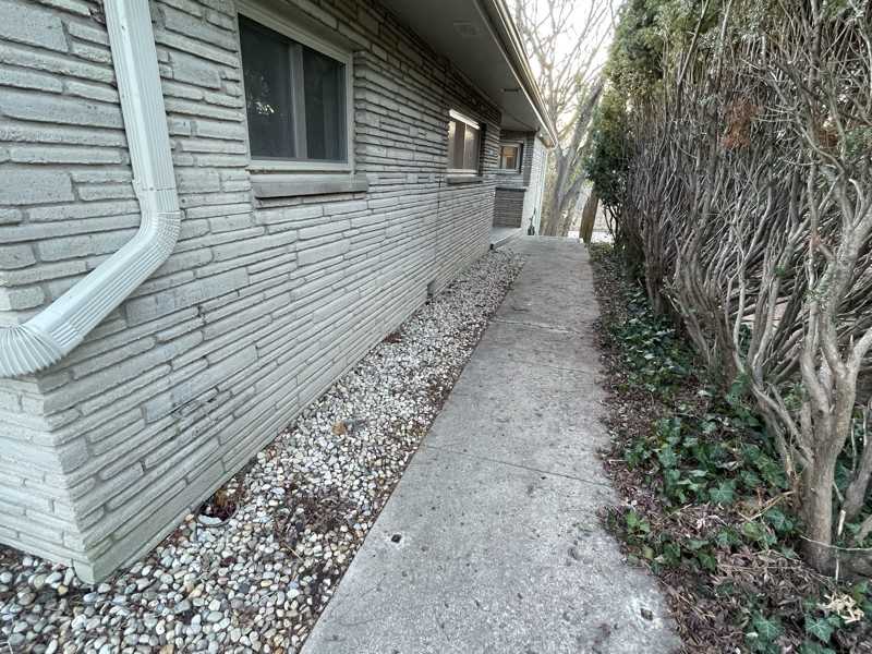 2869 Charing Rd #2869 - Photo 5 of 40