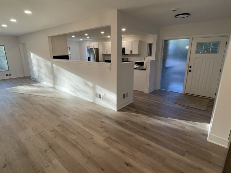 2869 Charing Rd #2869 - Photo 7 of 40