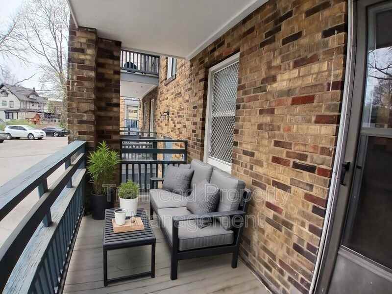 2725 Campbell St #2725-1NE - Photo 3 of 36