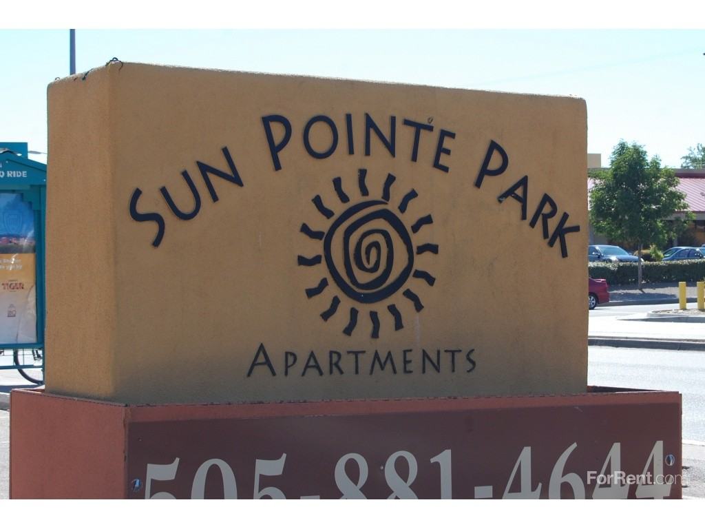 Sun Pointe Park Apartments 4057 Montgomery Blvd NE, Albuquerque, NM