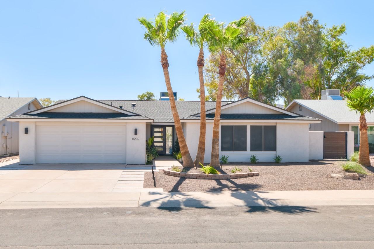 11202 S Shoshoni Dr - Photo 4 of 24