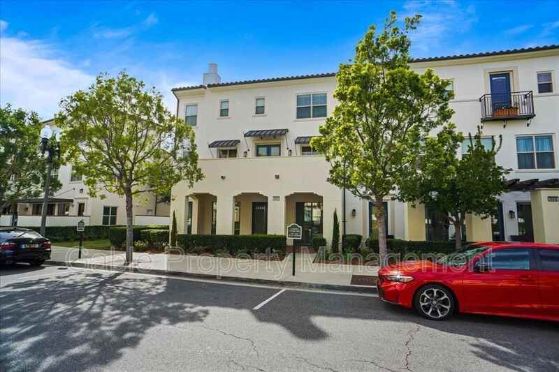 26261 Prima Way - Photo 3 of 18