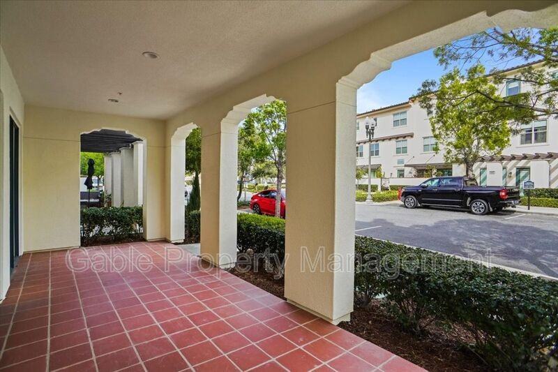 26261 Prima Way - Photo 4 of 18