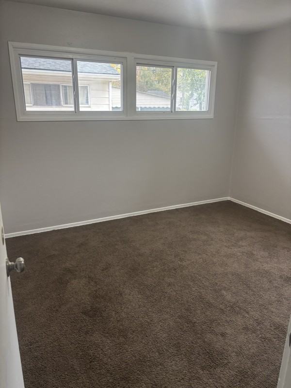 4457 E 154th St - Photo 3 of 10