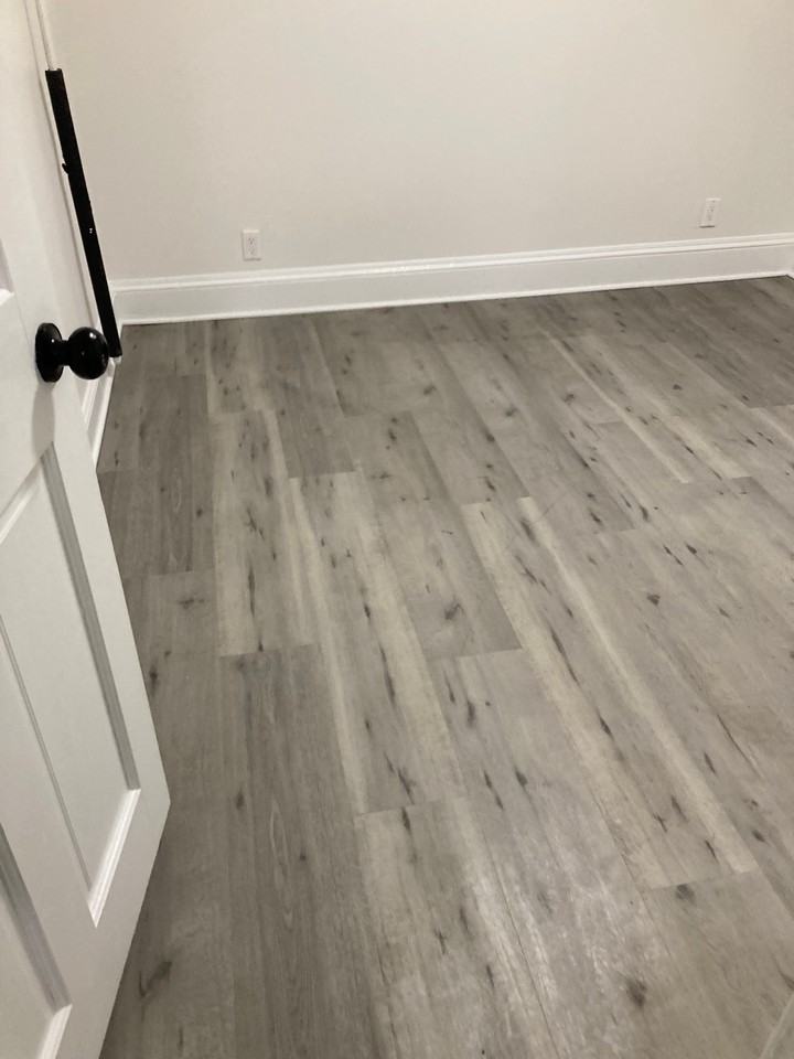 943 Diven St #3 - Photo 2 of 9