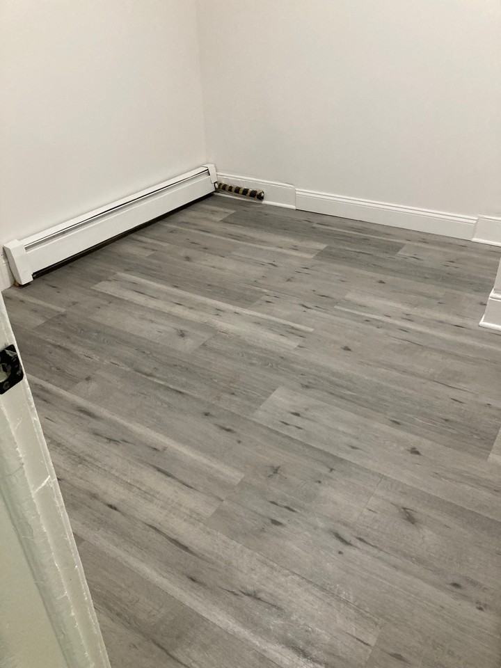 943 Diven St #3 - Photo 6 of 9