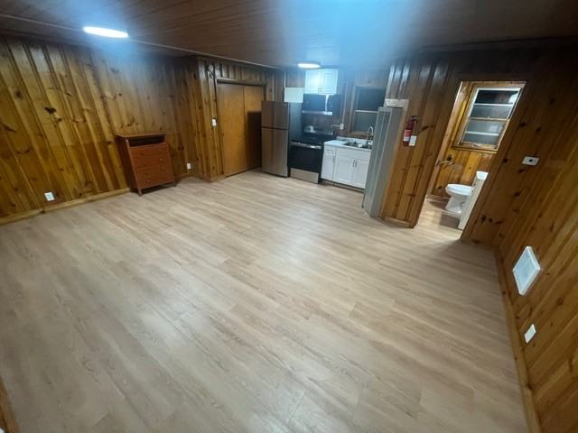 1005 W Spruce St #5 - Photo 4 of 6