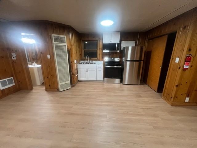 1005 W Spruce St #6 - Photo 3 of 6