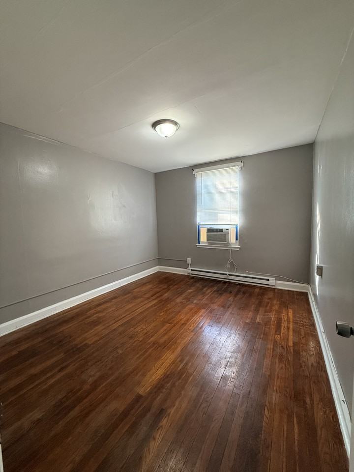 3535 Juneway #2 - Photo 5 of 8