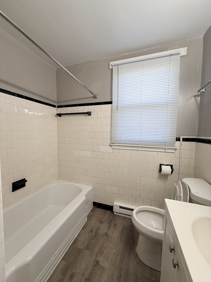 3535 Juneway #2 - Photo 7 of 8