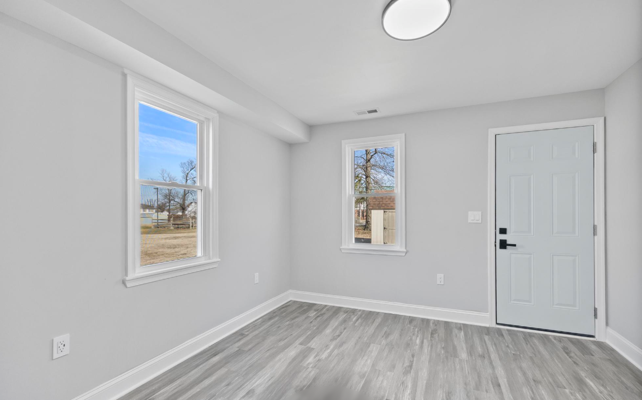 2507 Sycamore Ave - Photo 3 of 16