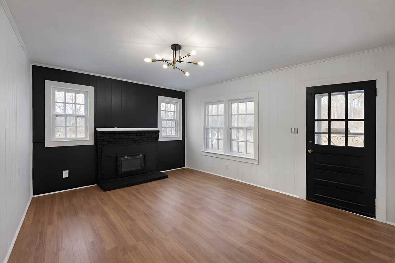 2641 Southside Rd - Photo 3 of 14