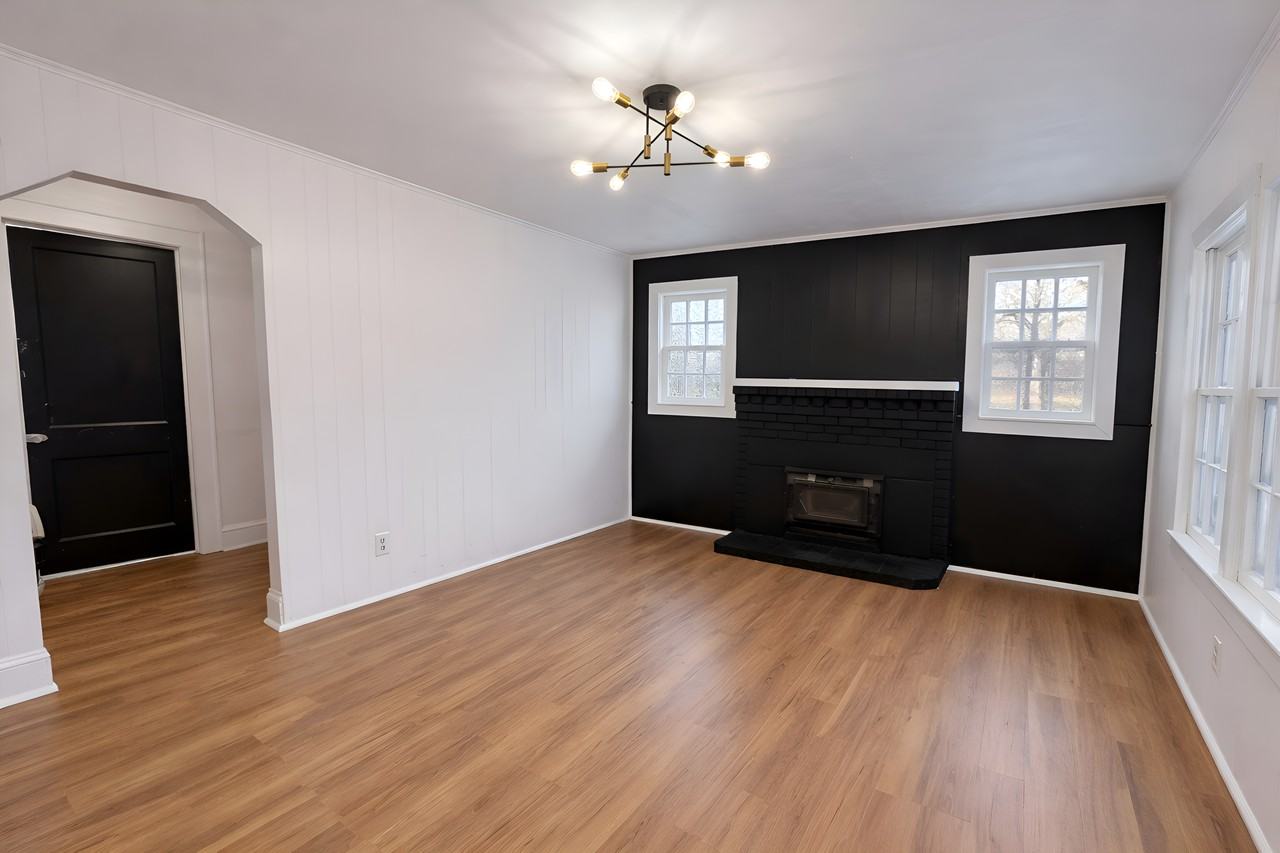 2641 Southside Rd - Photo 4 of 14