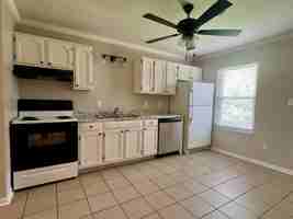 featured image of 1404 Hicks Rd #A