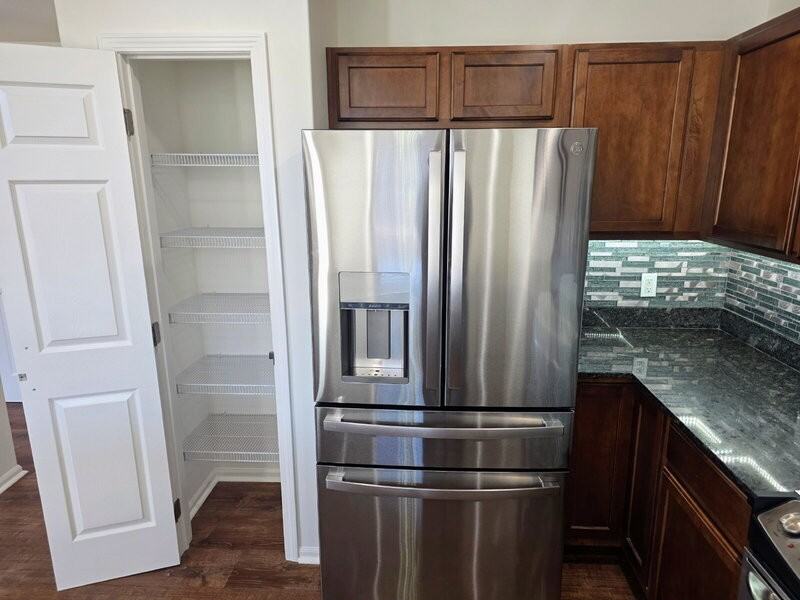 2215 Nw Bayberry Ln - Photo 7 of 41