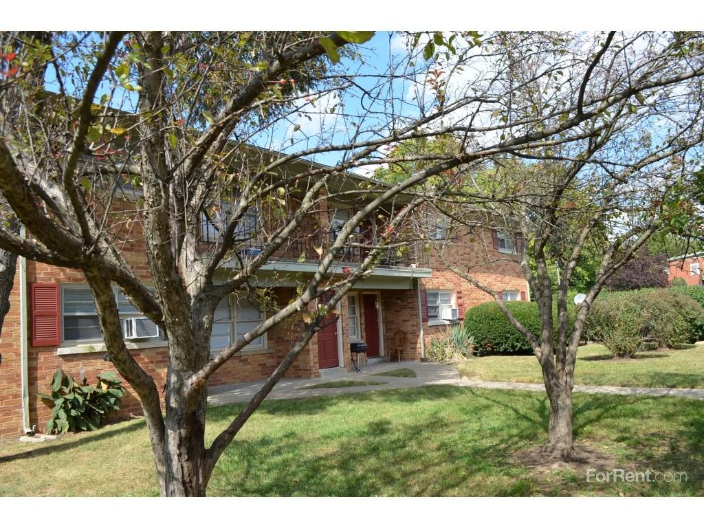 Bourbon Court - Photo 3 of 14