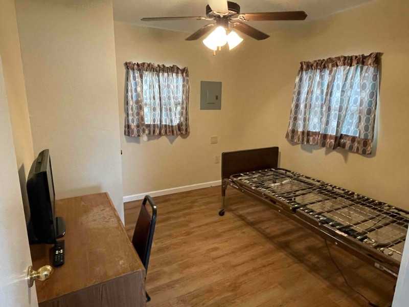 333 California St - Photo 7 of 17